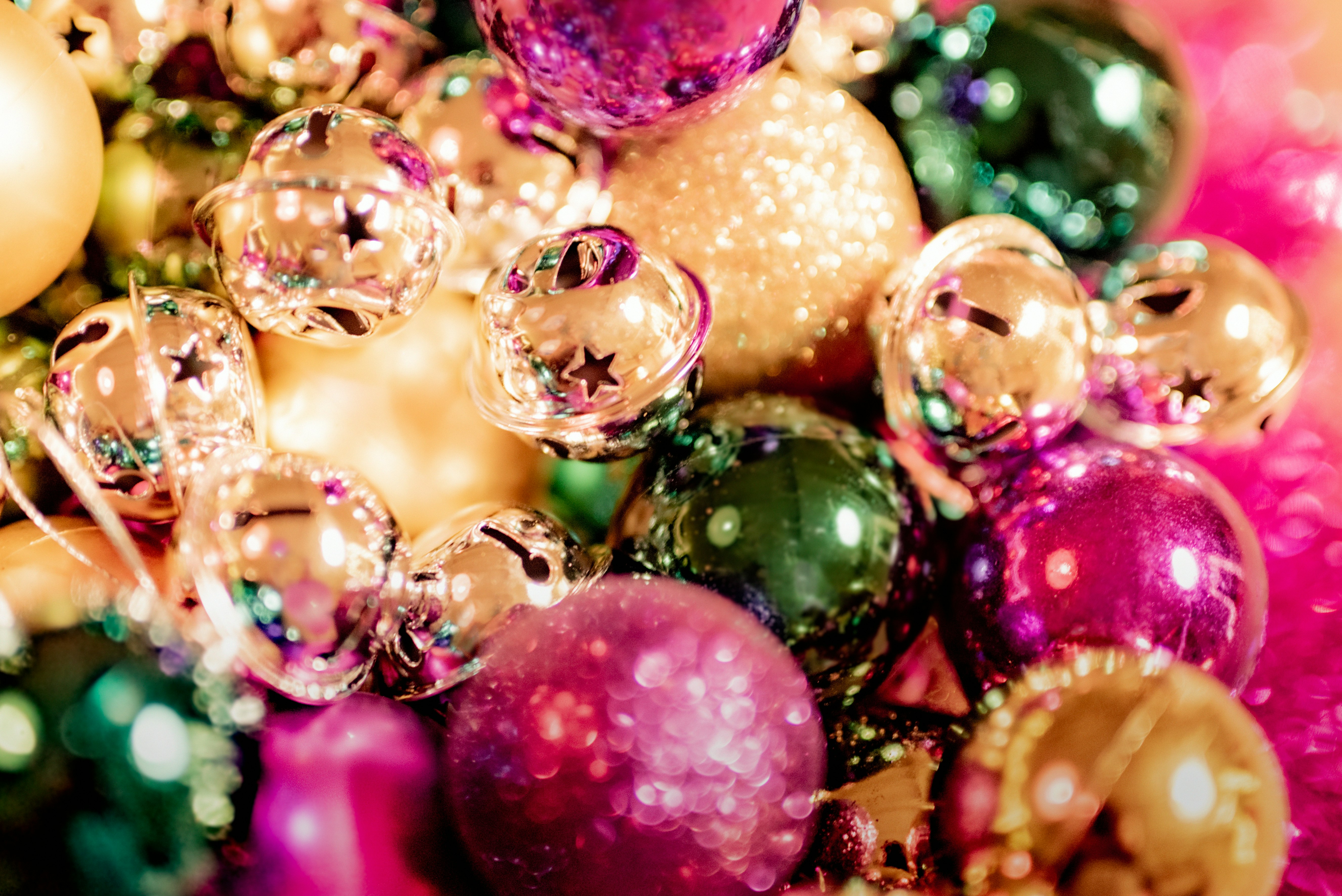 pink and gold baubles on christmas tree